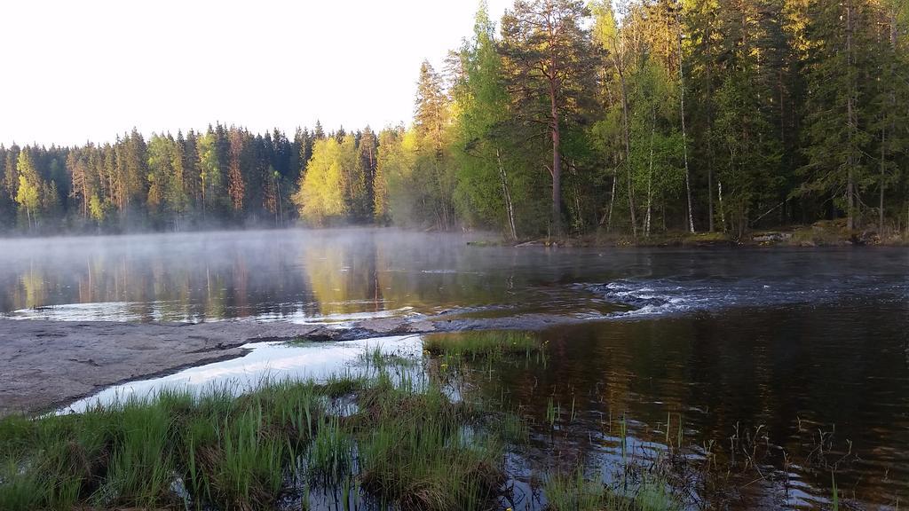 Tuhannen Tarinan Talo Kannuskoski ภายนอก รูปภาพ